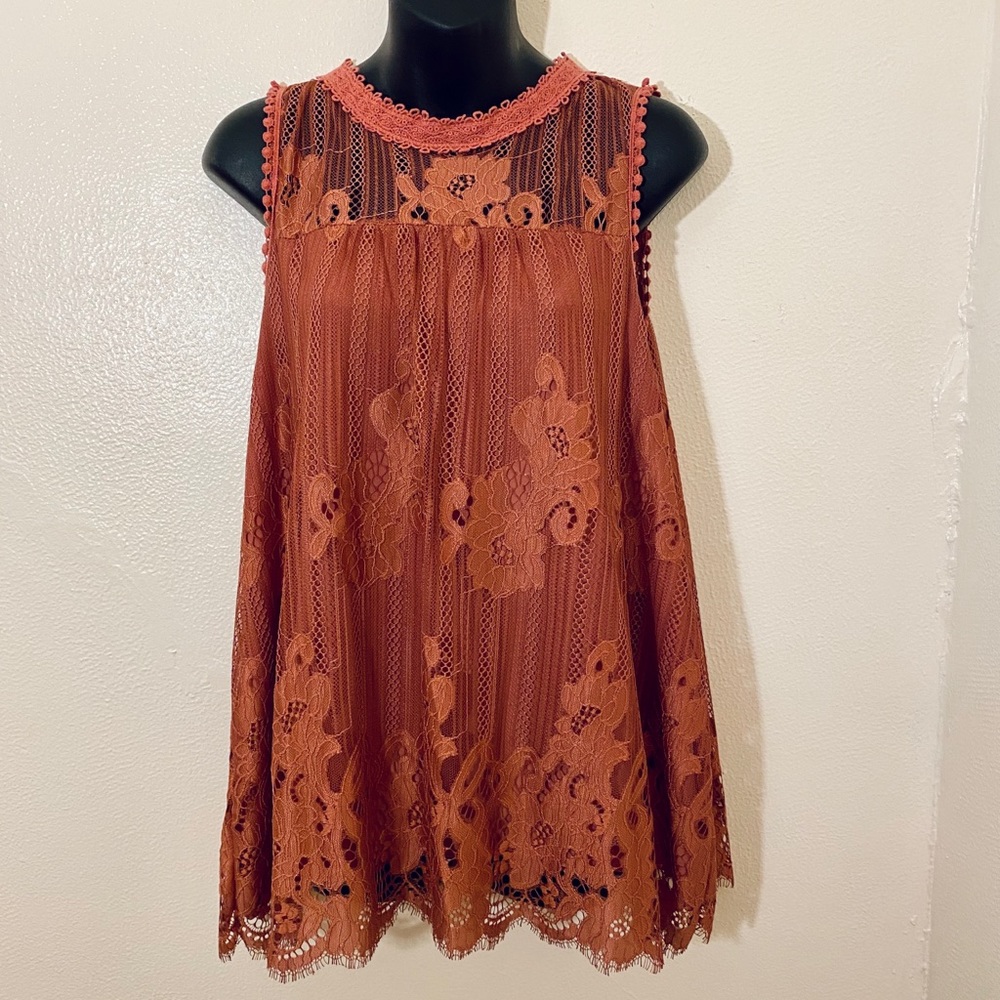 Women’s Mauve Pink lace tank top